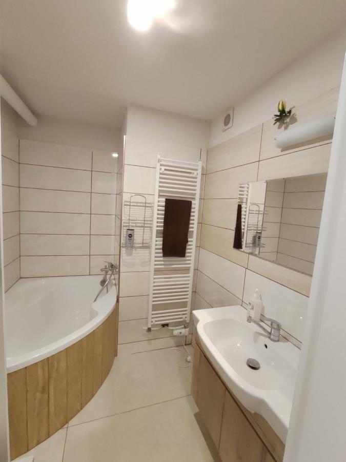 Apartman Anna デマノブスカ・ドリーナ エクステリア 写真